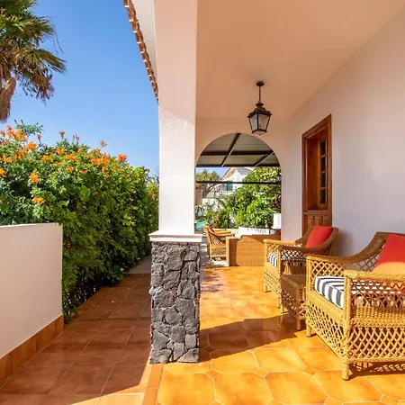 Villa The Mango House