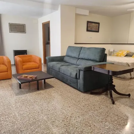 The Mango House 圣克鲁斯-德特内里费