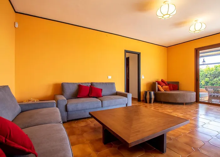 The Mango House * Santa Cruz de Tenerife