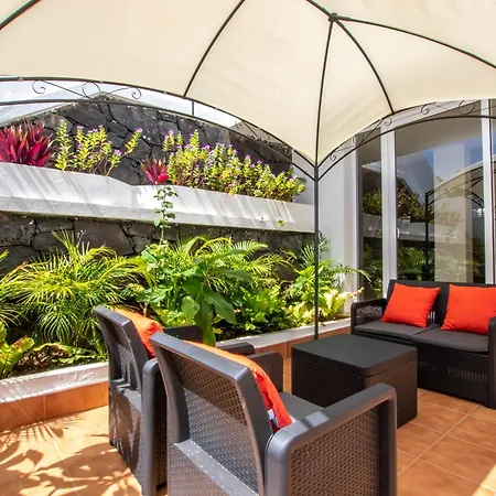 Villa The Mango House