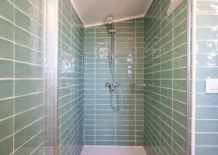 Willa The Mango House *